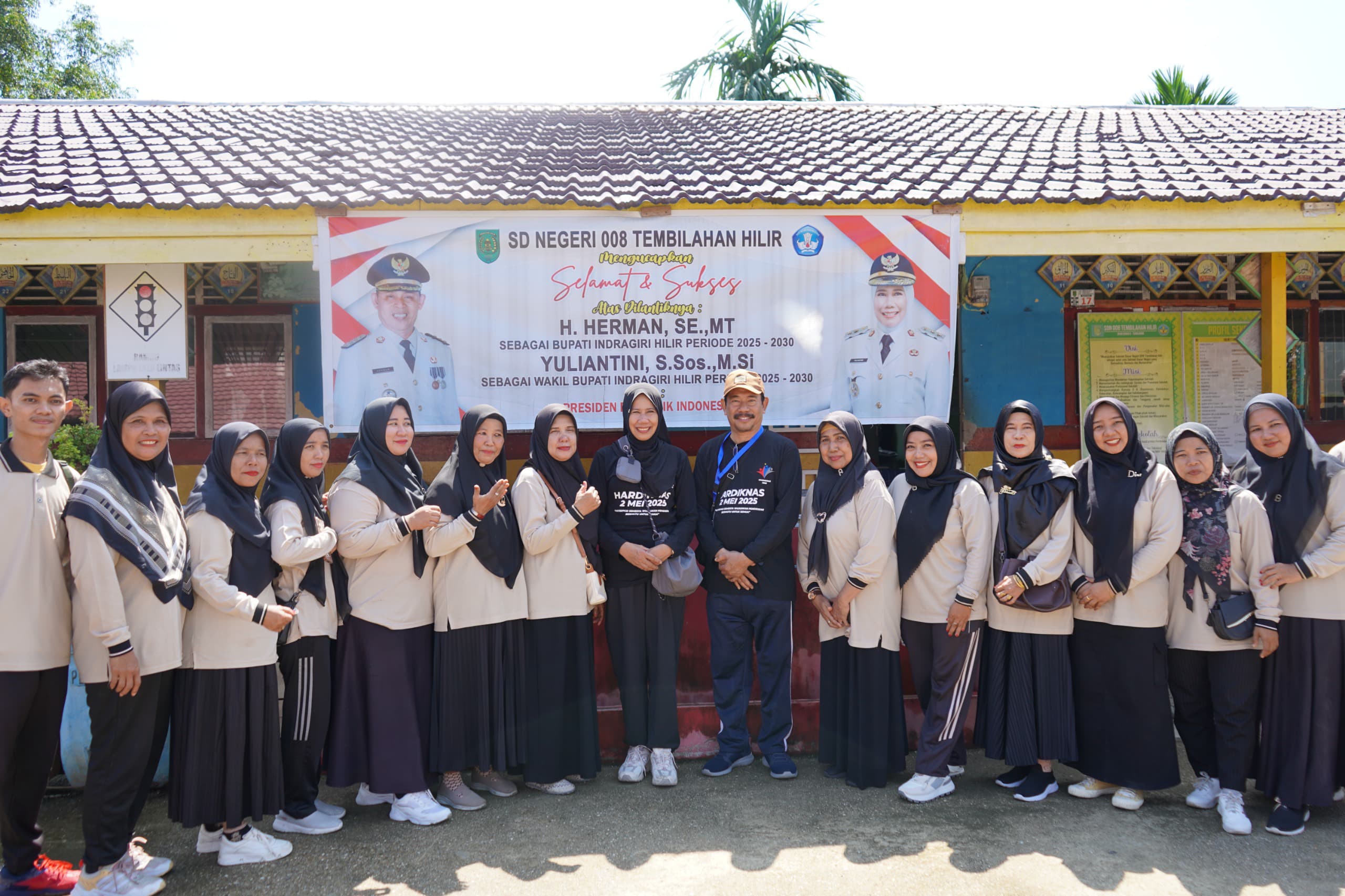 Usai Rangkaian Acara Hardiknas, Wabup Inhil Lakukan Kunjungan ke SDN 007 dan 008 Tembilahan