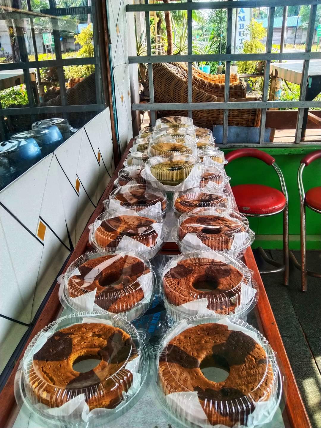 Beli Roti dan Kue di N'ding Bakery Mumpa Inhil, Harga Murah Rasa Mewah