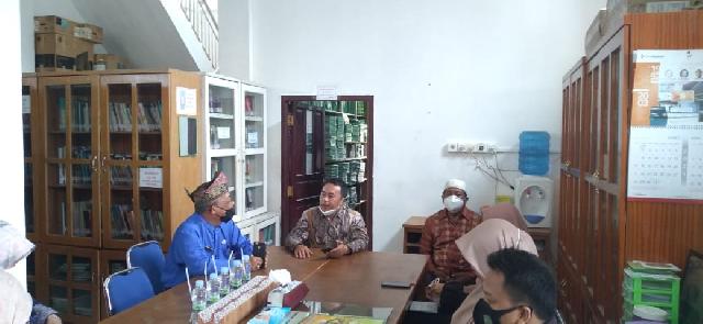 Kunjungan Dinas Perpustakaan dan Arsip Daerah ke Perpustakaan Harun Al-Rasyid