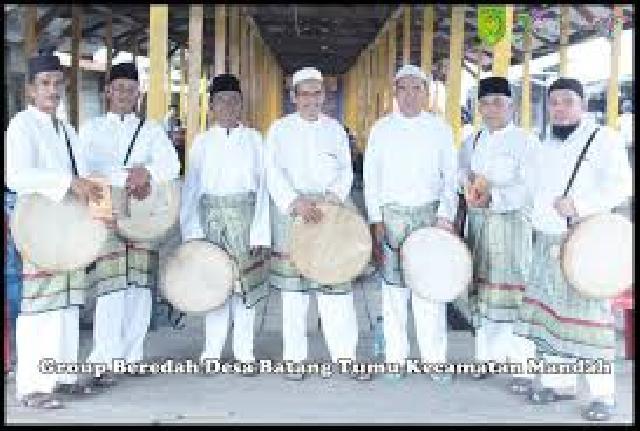 Lestarikan Budaya 'Berdah' dan Kesenian Religi di Kabupaten Inhil