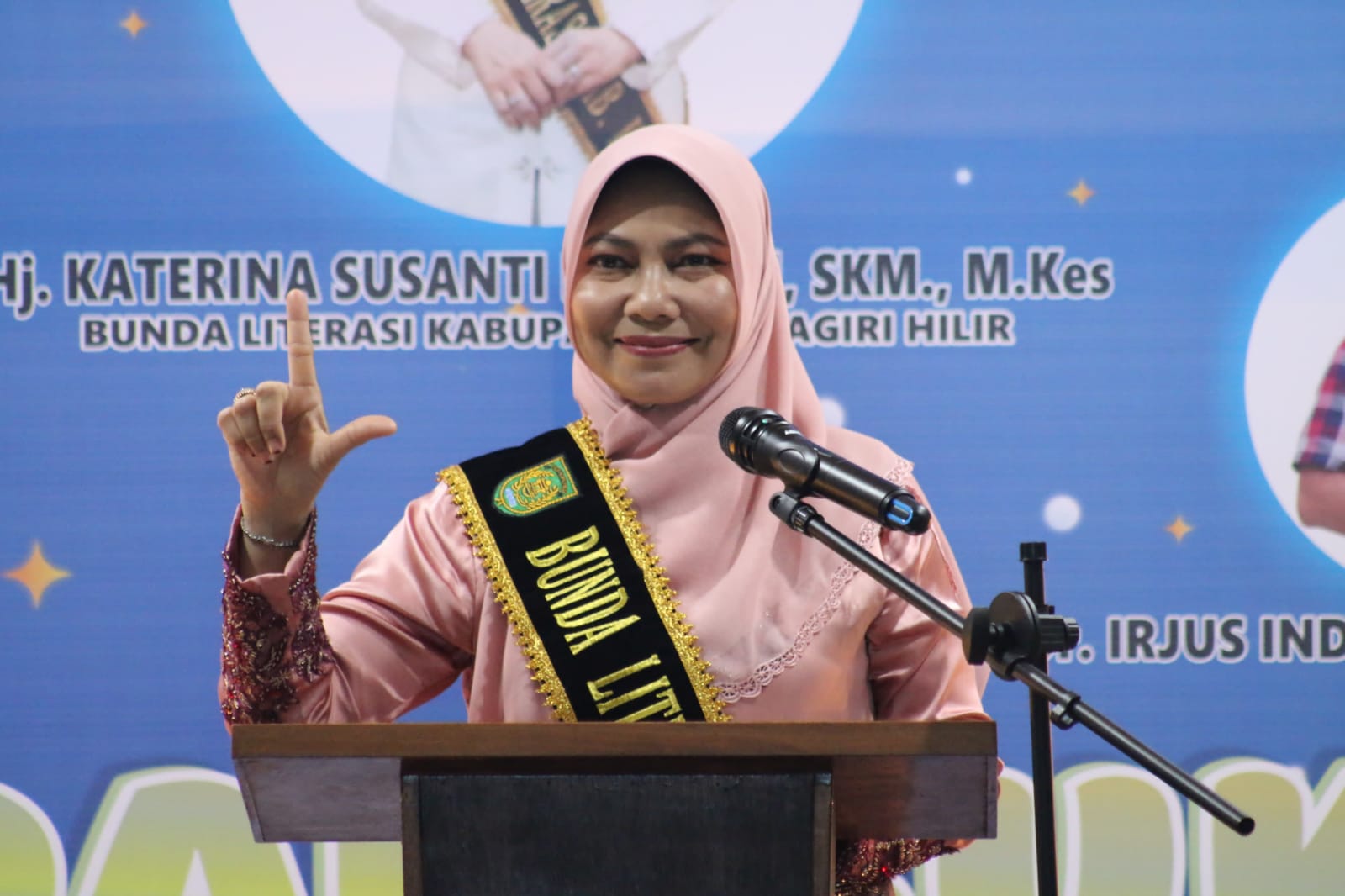 Bunda Literasi Inhil Hadiri Acara Bedah Buku Tahan Dinas Perpustakaan dan Arsip Daerah