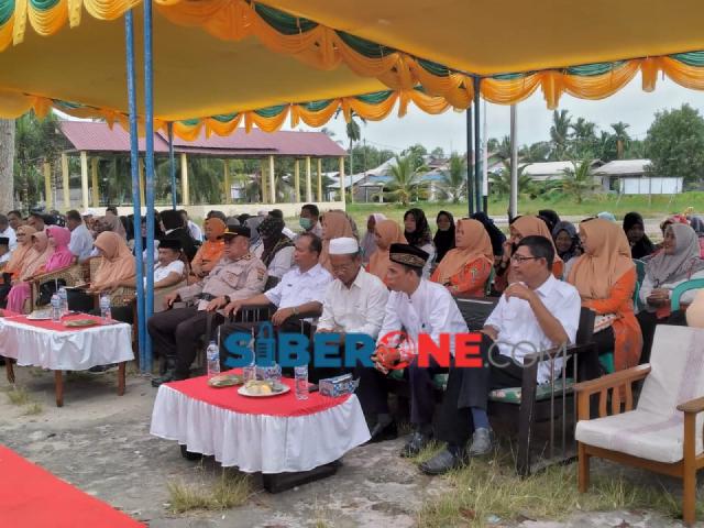 Ketua DPW Inhil Buka Pembinaan dan Sosialisasi Ad/ART Hasil Rapat MUNAS DWP ke - IV